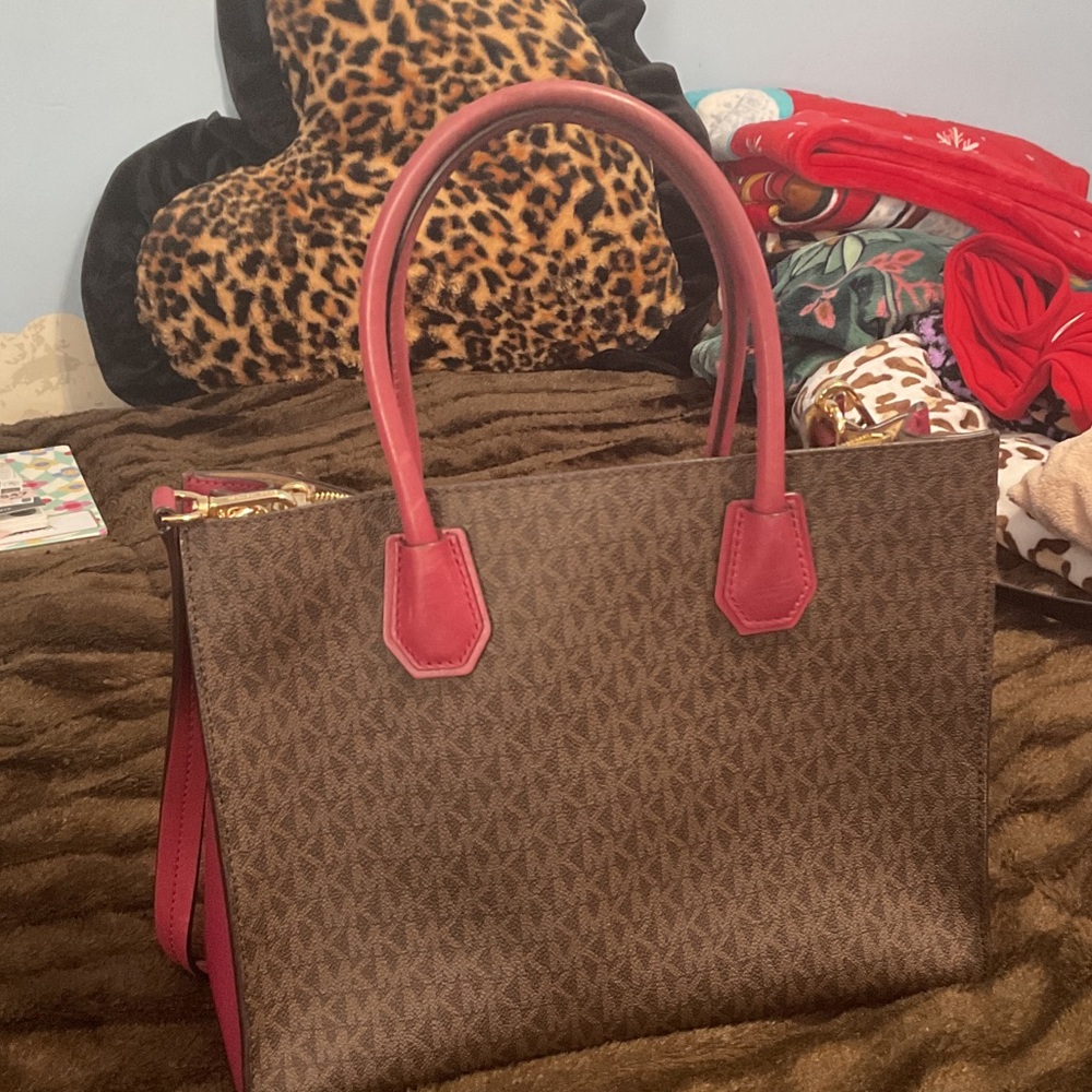 Michael Kors Brown and Burgundy Tote Bag - Picture 2 of 4